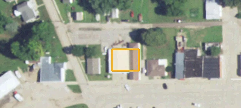322 Ctr Ave