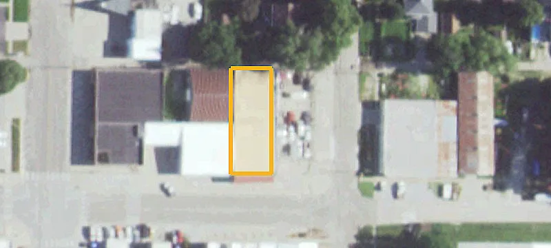 250 6th St
