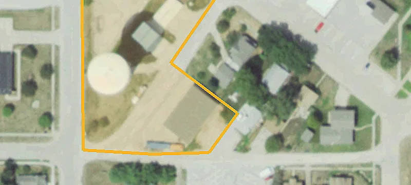 205 3rd St