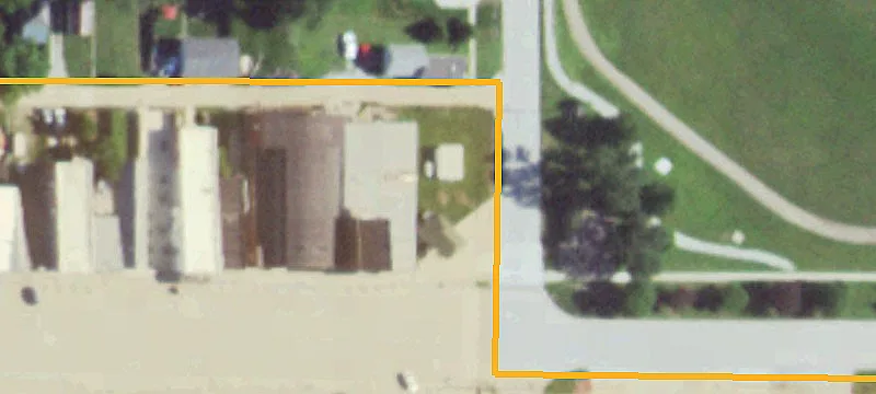 100 Main St