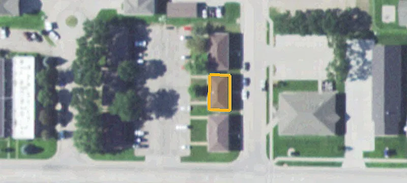660 Kennedy Dr