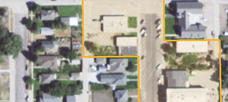1448 Ctr Ave
