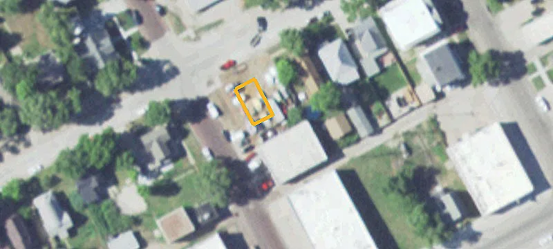 415 Walnut St, Unit 421