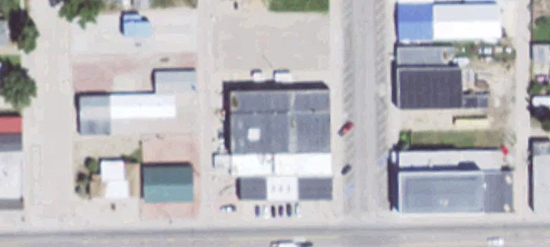 210 Ctr Ave