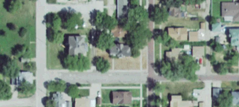 803 York Ave