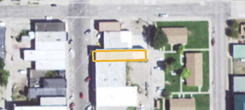 1355 Ctr Ave