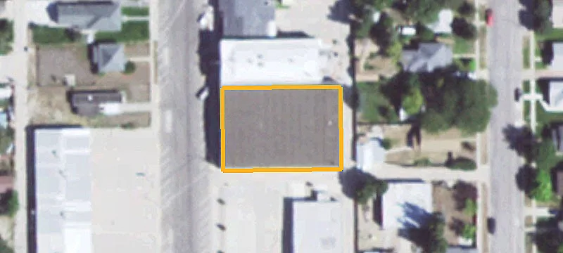 1425 Ctr Ave