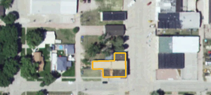 704 Box Butte Ave