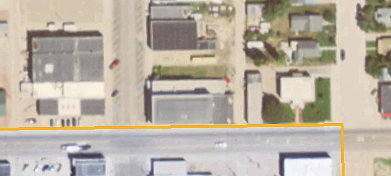 207 Ctr Ave