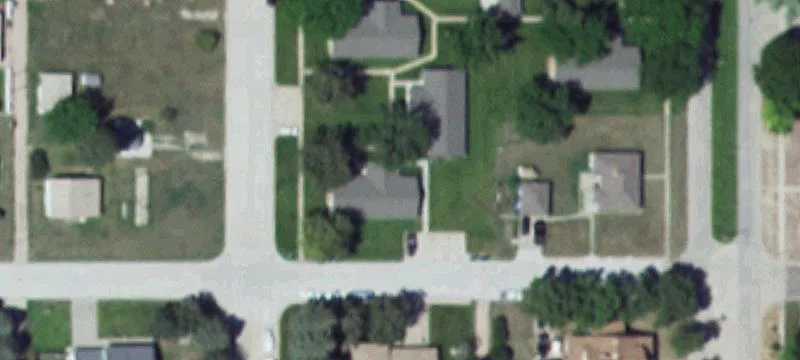 401 Laramie Ave