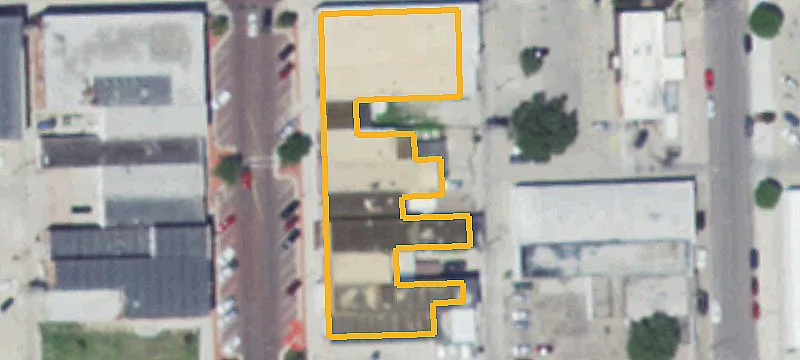 213 Box Butte Ave