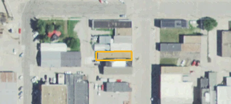 1335 Main Ave