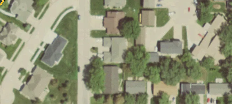 919 Country Clb Ave