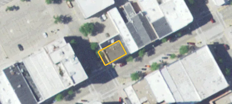 124 3rd St