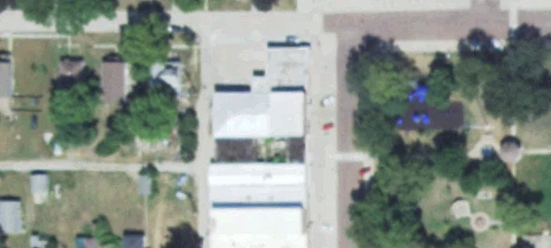 325 Sq St