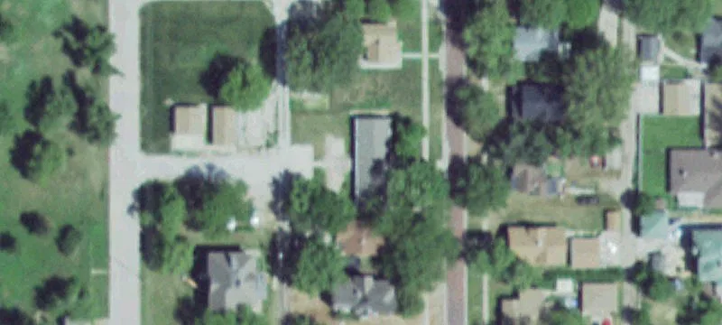 813 815th N York Ave