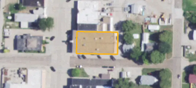 302 Ctr Ave