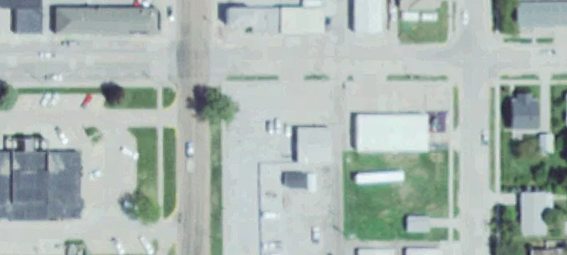 208 4th St
