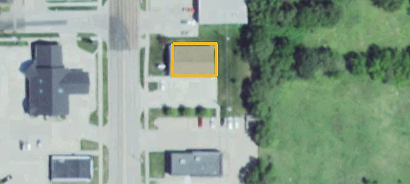 309 Lincoln Ave
