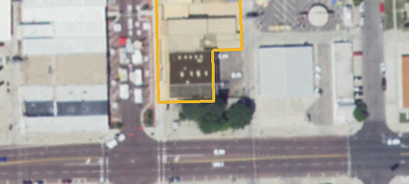 305 Box Butte Ave