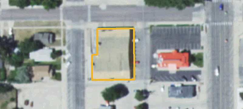 1645 10th St
