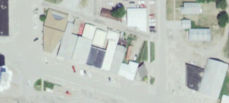 112 Railroad St
