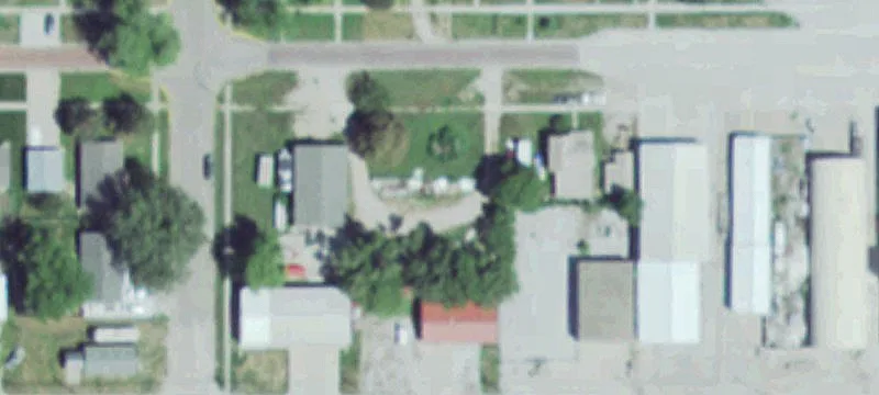 541 5th St