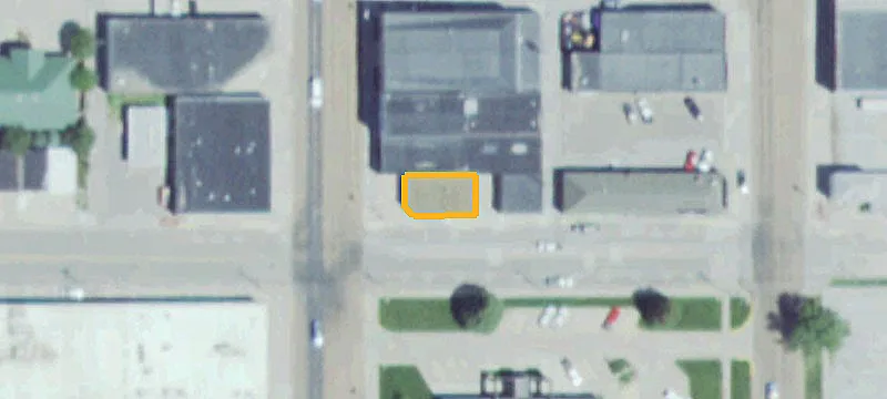 400 Lincoln Ave
