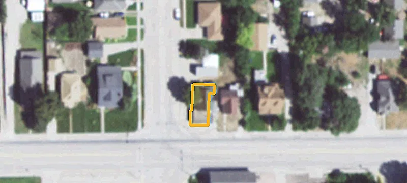 1503 Ctr Ave