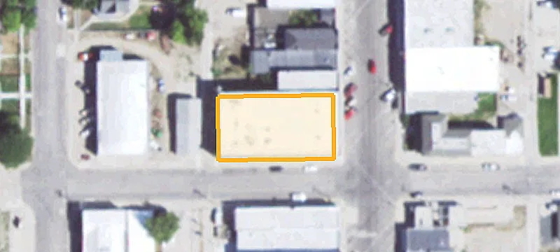 1308 Ctr Ave
