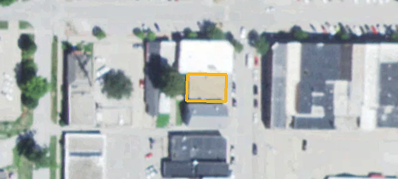 110 6th St