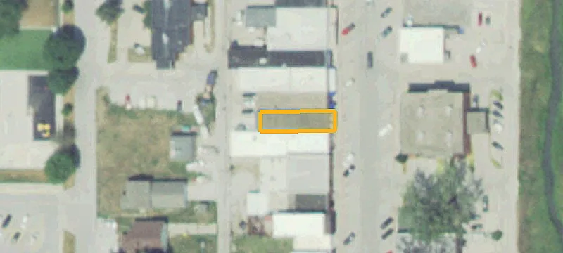 215 Main St