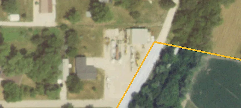 328 C St