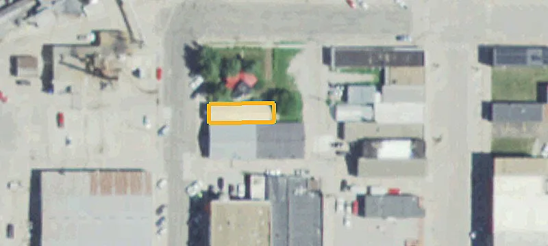 1332 Norman Ave
