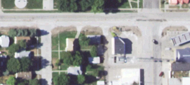 121 4Th St