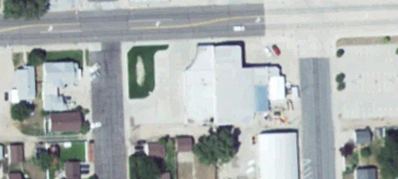 1433 Illinois St