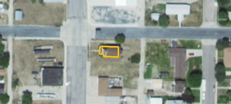 512 Main St