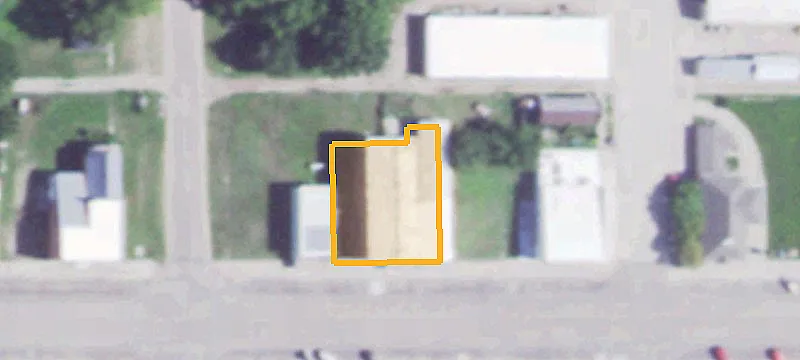 411 Main St