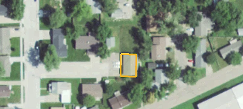 1130 Willow Ln