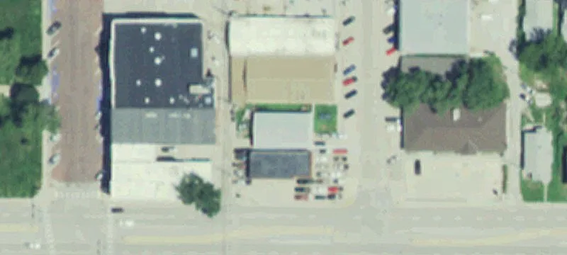135 4th St