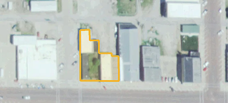 320 Lincoln Ave