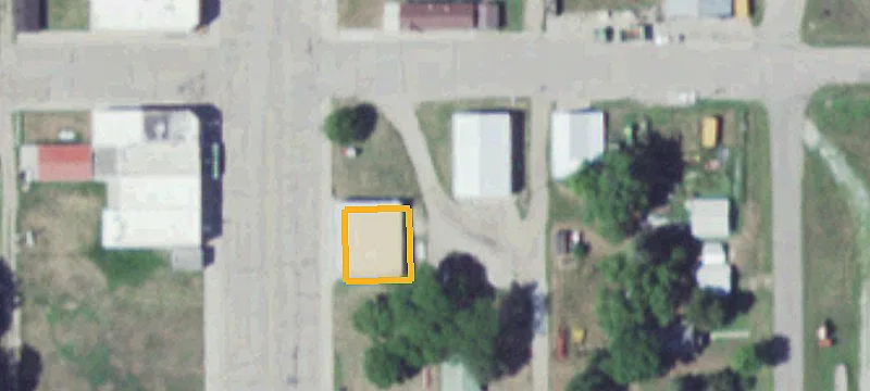 320 Ctr Ave