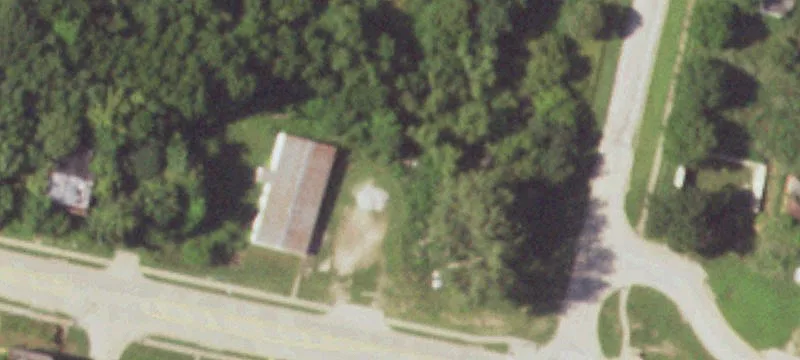 105 1st St