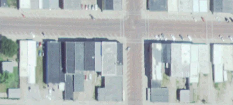 345 Lincoln Ave