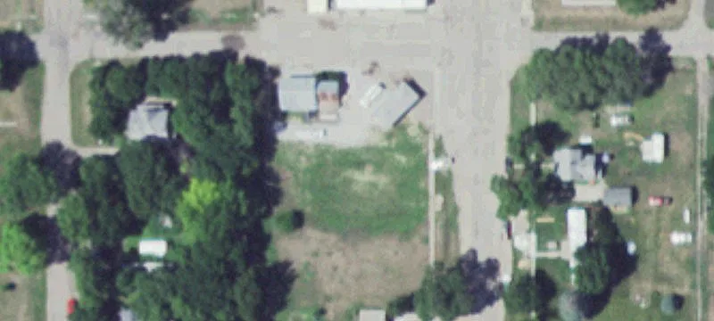 425 Ctr Ave