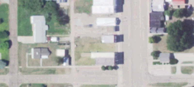 406 Commercial St