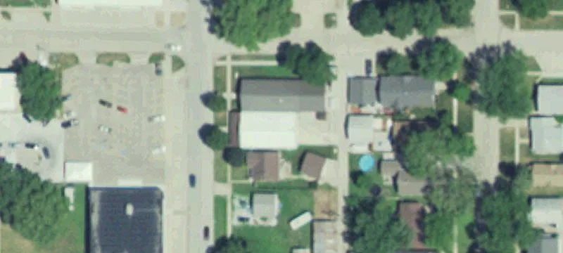 240 5th St