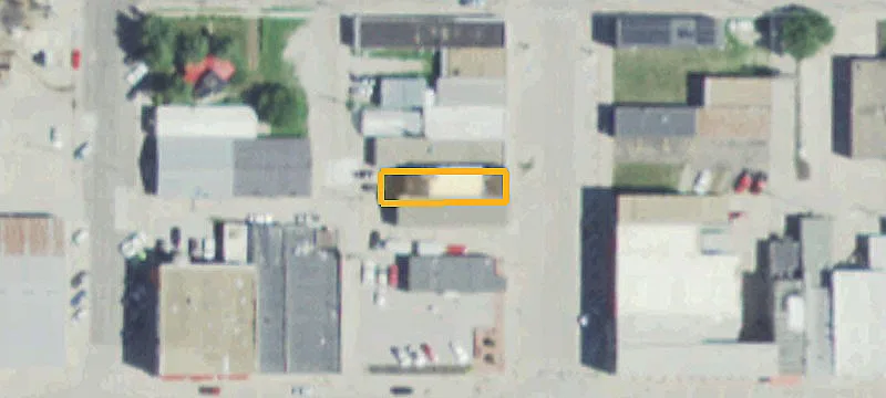 1327 Main Ave