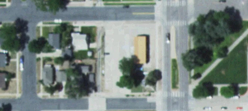 2302 Broadway