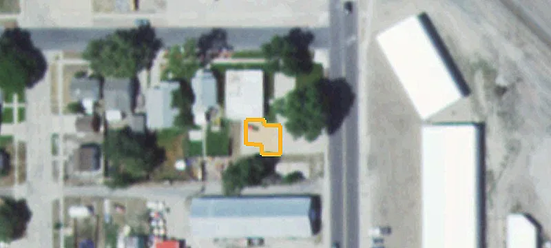 1424 Ave B B